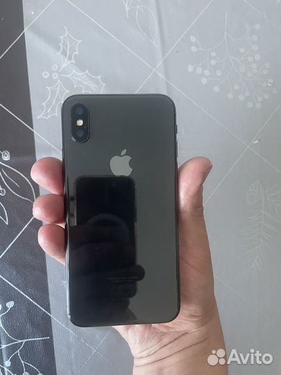 iPhone X, 64 ГБ