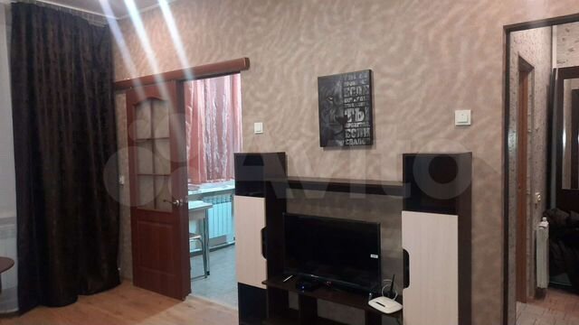 2-к. квартира, 52 м², 1/2 эт.