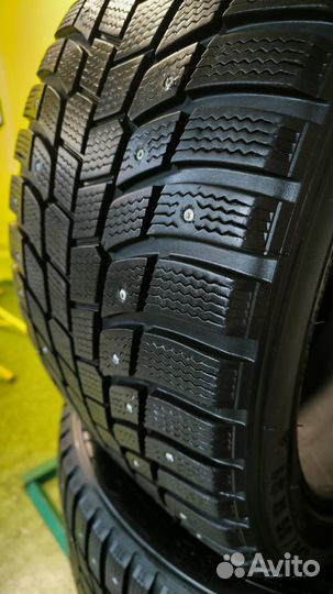 Michelin Latitude X-Ice North 295/35 R21