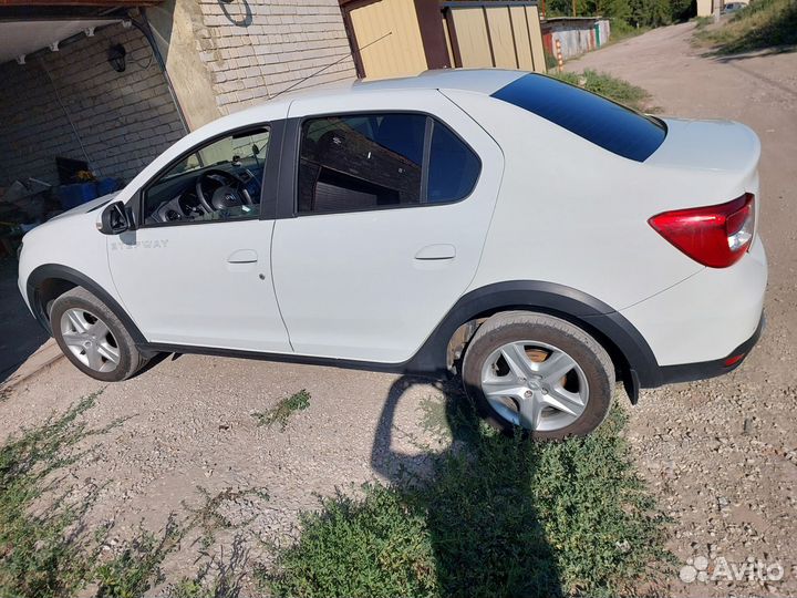 Renault Logan Stepway 1.6 AT, 2019, 59 000 км