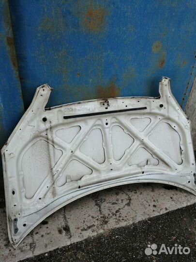 Капот Toyota Ipsum ACM21