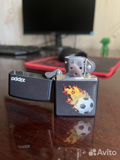 Зажигалка zippo