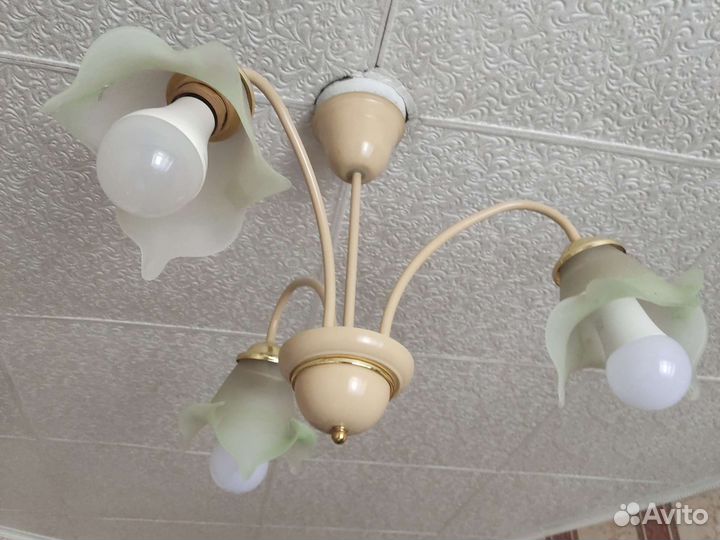 Люстра потолочная бу