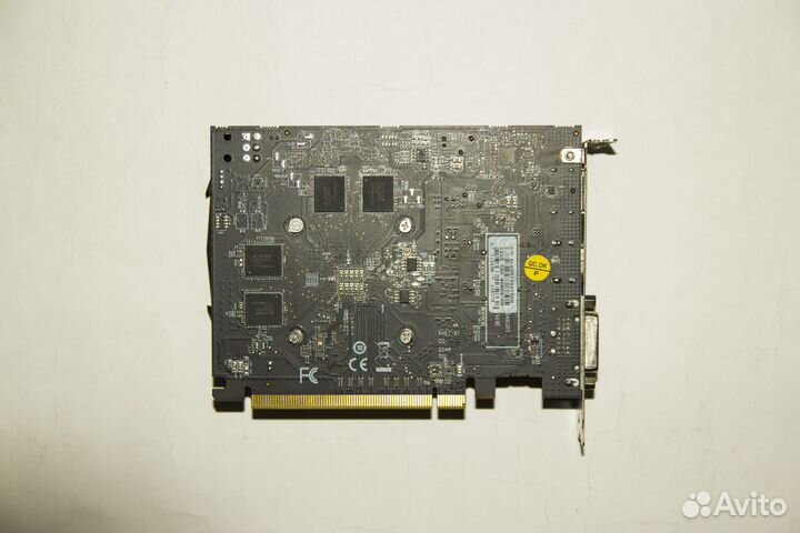 Видеокарта Radeon RX550/4GB/128bit