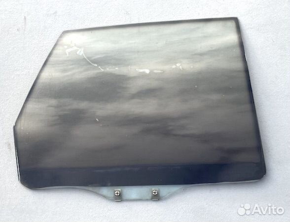 Мицубиси Галант Стекло двери правое заднее Прав