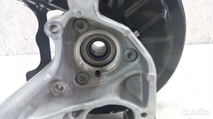 Кулак задний правый Skoda Kodiaq