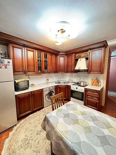 2-к. квартира, 56 м², 5/5 эт.