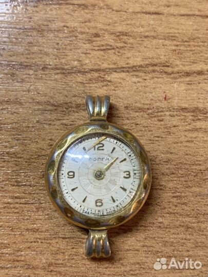 Часы женские