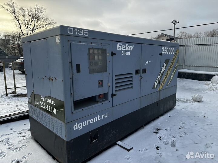 Дизельный генератор Geko 250000, 200 кВт