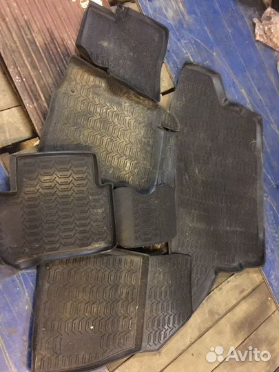 Коврики салона nissan juke