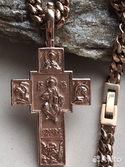 Цепь и крест