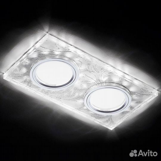 Светильник встраиваемый