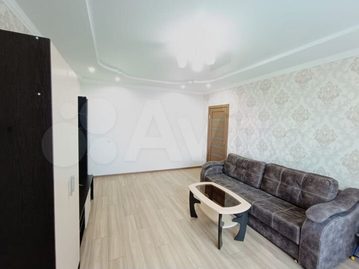 2-к. квартира, 60 м², 15/23 эт.