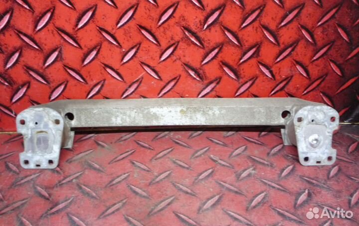 Усилитель заднего бампера Audi Q7 4M