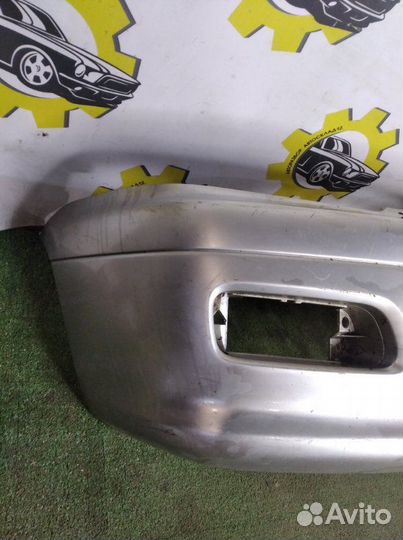 Бампер передний Toyota Town Ace