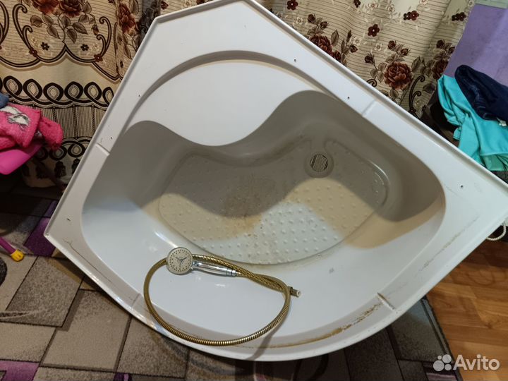 Душевой поддон 90*90 б/у