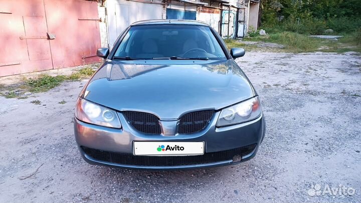 Nissan Almera, 2004
