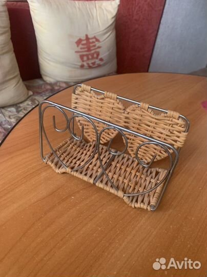 Подставка под винную бутылку и салфетница набор