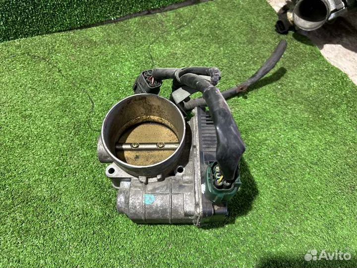 Дроссельная заслонка Nissan Murano Z50 VQ35DE