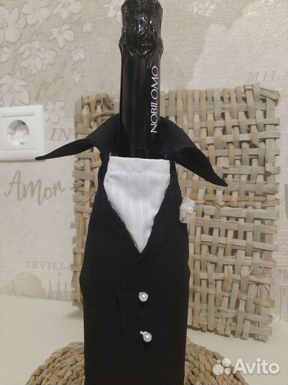 Украшение для свадебного шампанского