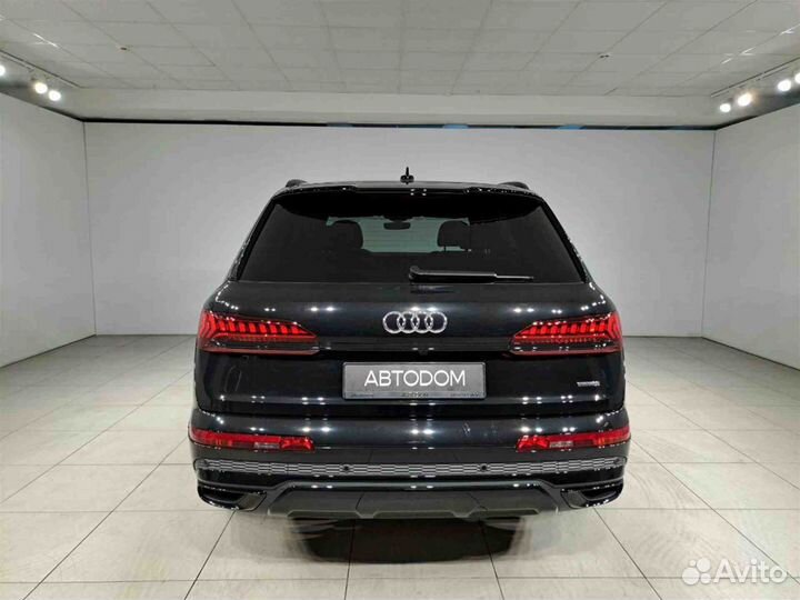 Audi Q7 3.0 AT, 2022