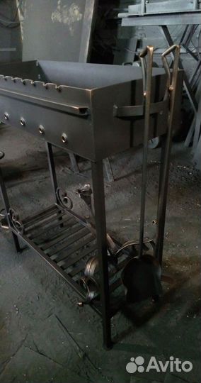 Мангал на подарок с аксессуарами