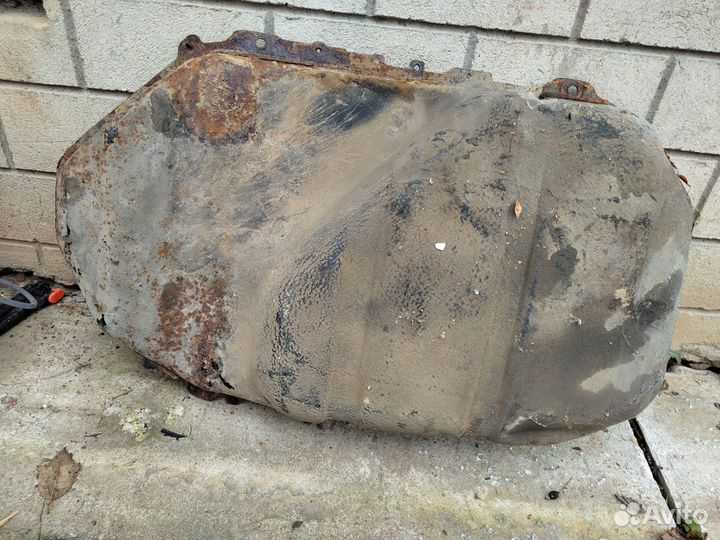 Топливный бак и горловина lancer 9 оригинал