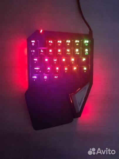 Игровая механическая клавиатура Game Titan T9 Plus