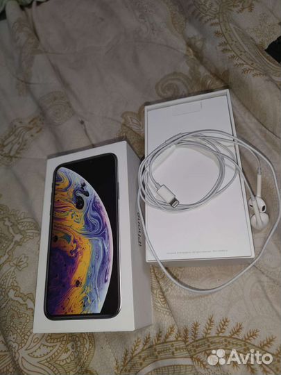 iPhone XS 64