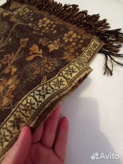 Шарфы платки палантины