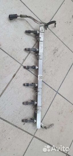 Топливная рампа Chevrolet Trialblazer 4.2