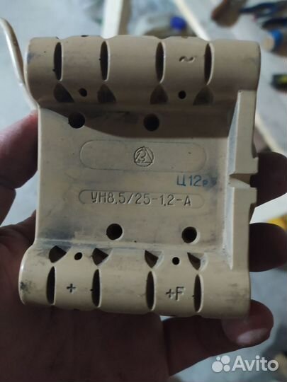 Умножитель напряжения ун8.5/25-1.2-А