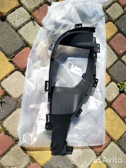 Mersedes GLE AMG C292 Воздуховод решетки бампера