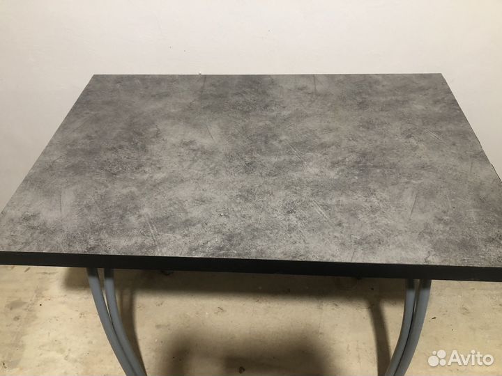 Стол новый