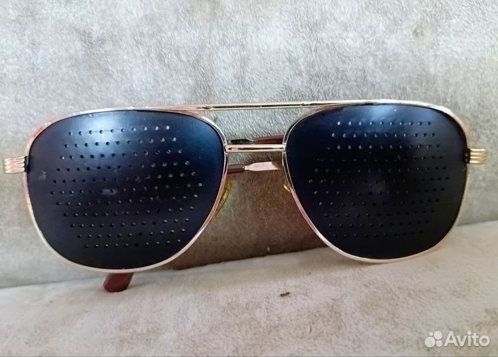 Очки тренажеры перфорационные