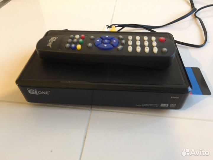 Цифровой спутниковый приемник GIone S1025