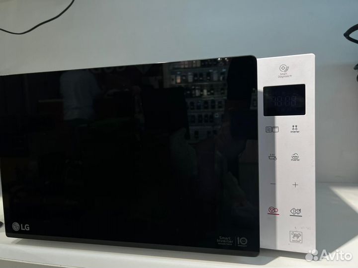 Микроволновая печь, LG MH63M38gisw