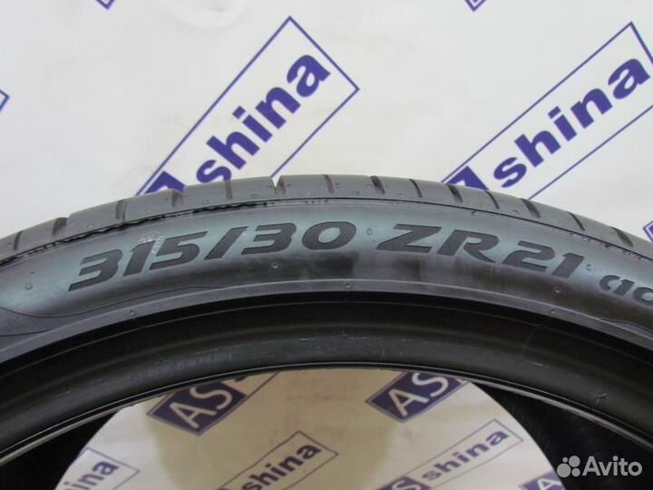 Pirelli P Zero PZ4 315/30 R21 89H