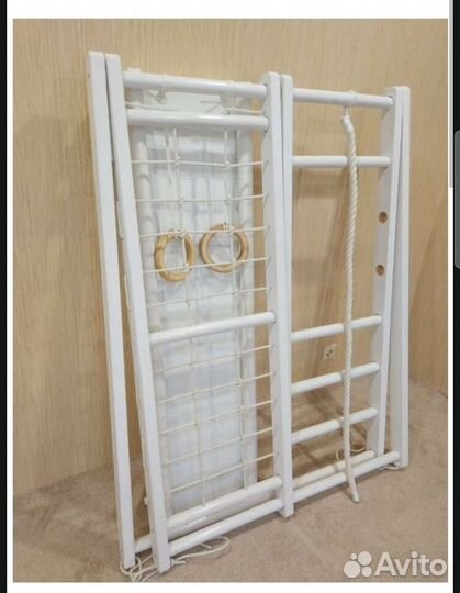 Детский спортивный комплекс с качелей и горкой