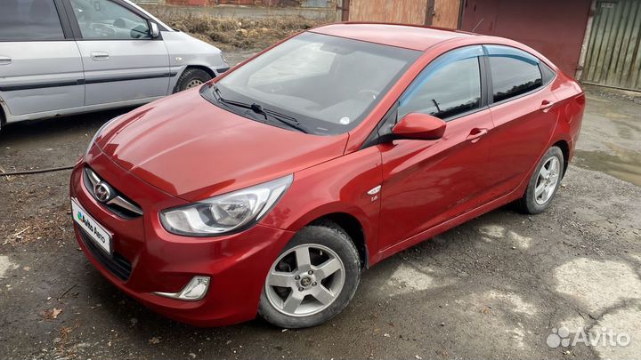 Hyundai Solaris 1.6 AT, 2011, 59 357 км