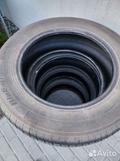 Yokohama BluEarth AE50 215/65 R17