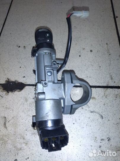 Замок зажигания Chevrolet Aveo T250