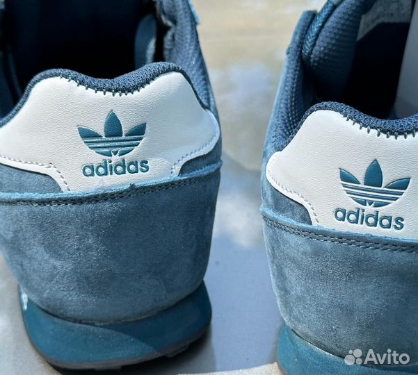 Кроссовки adidas classik