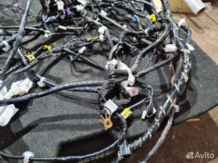 Проводка салона Nissan Juke F15 1.6 DDT 2011