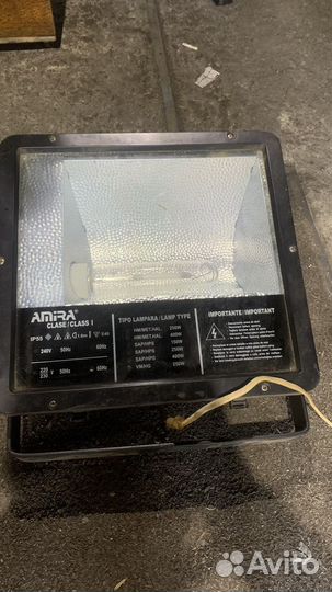 Прожектор уличный amira 400wt