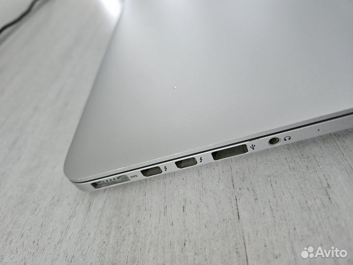 Apple MacBook Pro 13 retina 2015 128 гб