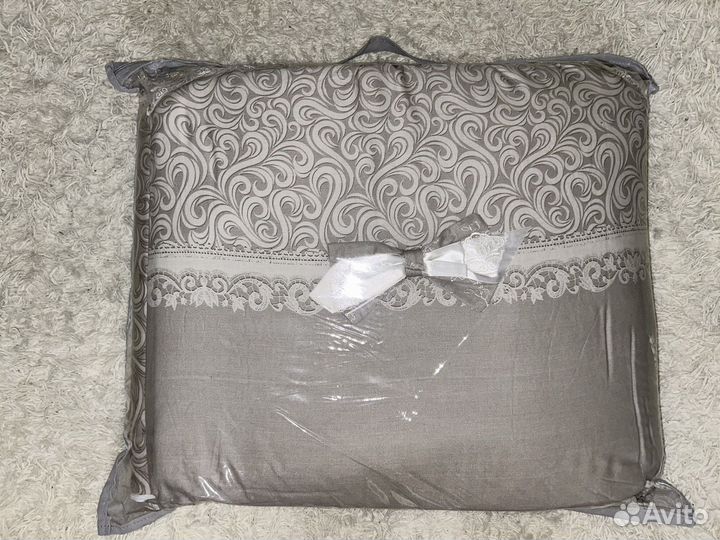 Бортики в кроватку