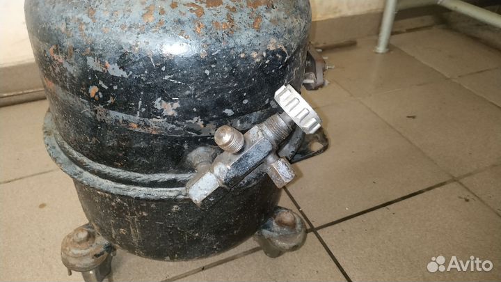 Компрессор от промышленного холодильника 380 вольт