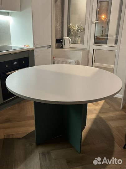 Стол обеденный круглый