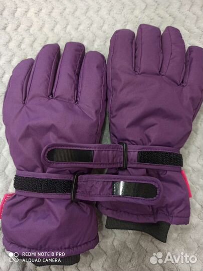 Перчатки новые р. 16-18